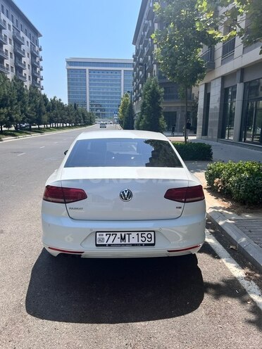 Volkswagen Passat 2017, 121,000 km - 1.8 l - Bakı