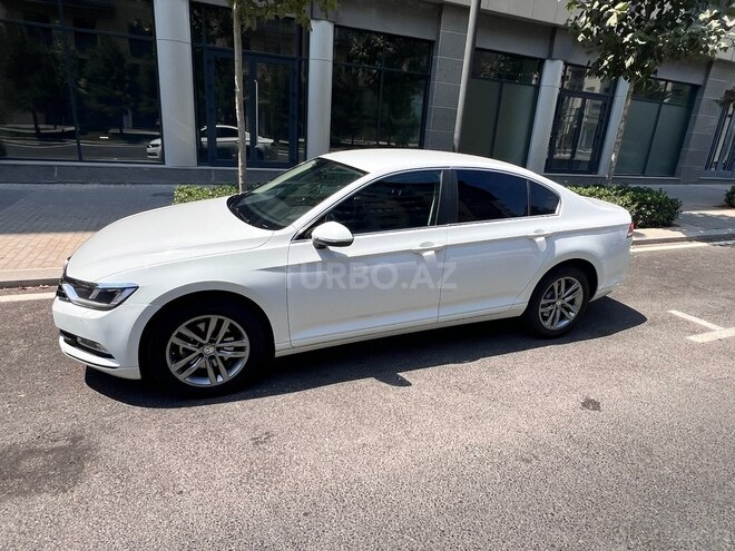 Volkswagen Passat 2017, 121,000 km - 1.8 l - Bakı