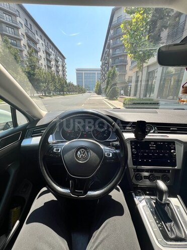 Volkswagen Passat 2017, 121,000 km - 1.8 l - Bakı