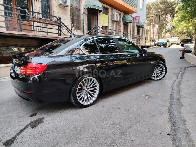 BMW 528-9