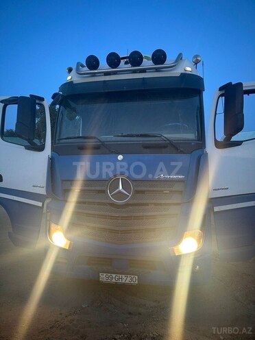 Mercedes Actros 1844 2013, 718,000 km - 4.5 l - Bakı