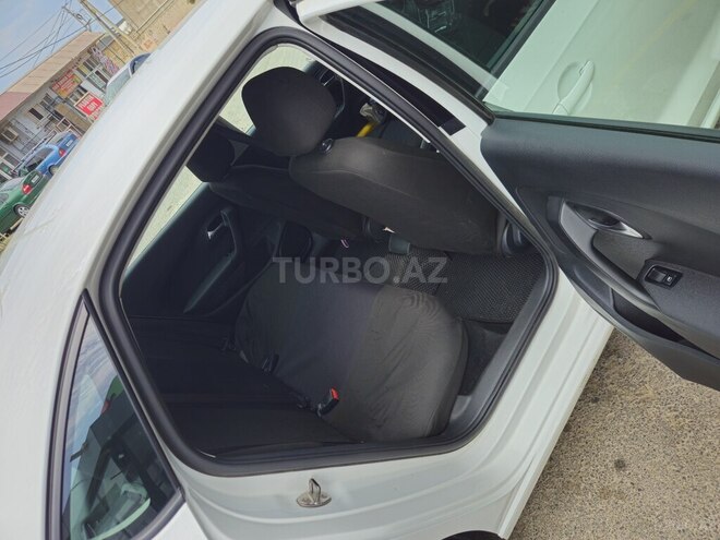Volkswagen Polo 2015, 166,000 km - 1.6 л - Bakı