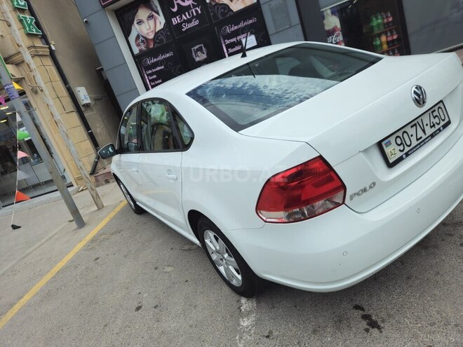 Volkswagen Polo 2015, 166,000 km - 1.6 л - Bakı