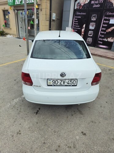 Volkswagen Polo 2015, 166,000 km - 1.6 л - Bakı