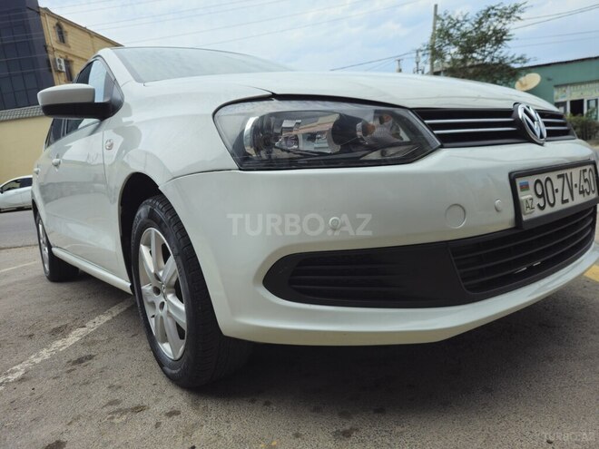 Volkswagen Polo 2015, 166,000 km - 1.6 л - Bakı