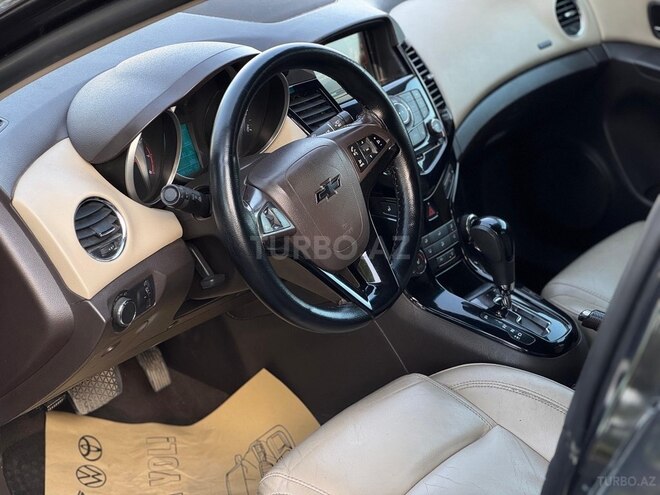 Chevrolet Cruze 2015, 210,000 km - 1.4 l - Gəncə