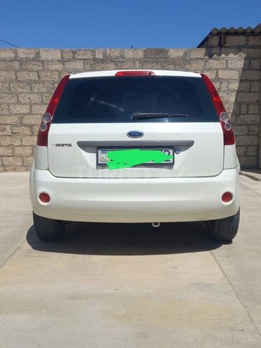 Ford Fiesta 2006, 135,000 km - 1.4 л - Bakı