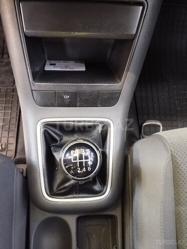 Volkswagen Golf 2006, 247,000 km - 1.6 l - Ağdaş