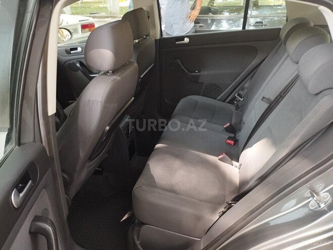 Volkswagen Golf 2006, 247,000 km - 1.6 l - Ağdaş