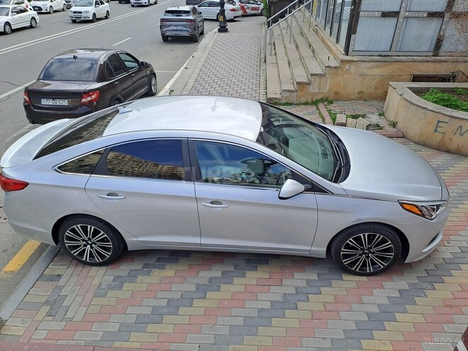 Hyundai Sonata-3