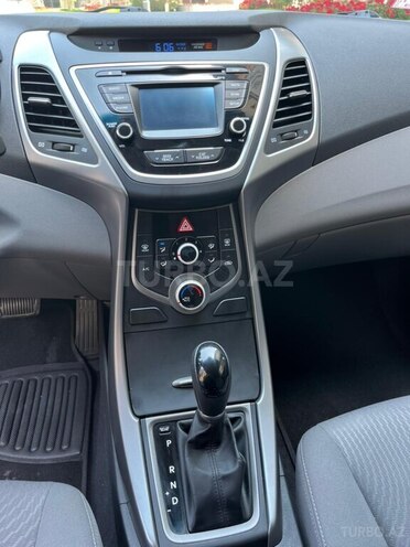 Hyundai Elantra 2015, 114,263 km - 1.8 л - Bakı