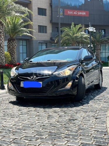 Hyundai Elantra 2015, 114,263 km - 1.8 л - Bakı