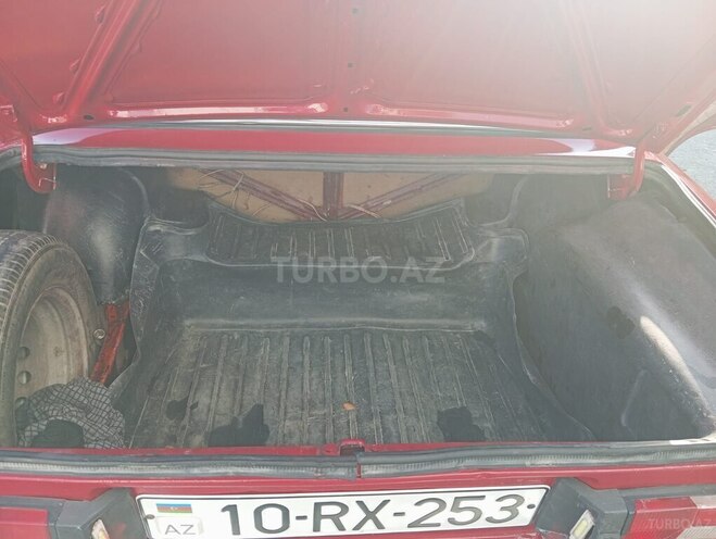 LADA (VAZ) 2106 1985, 80,000 km - 1.6 l - Ucar