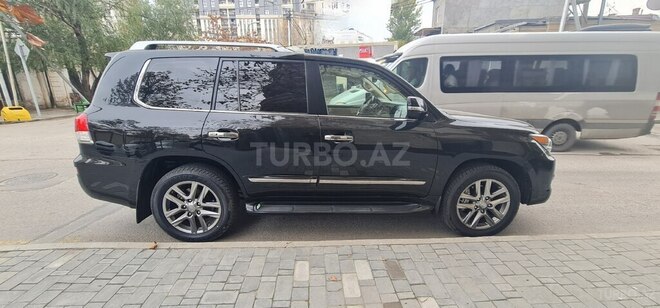 Lexus LX 570-3