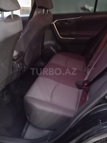 Toyota RAV4 2019, 180,000 km - 2.5 l - Qusar