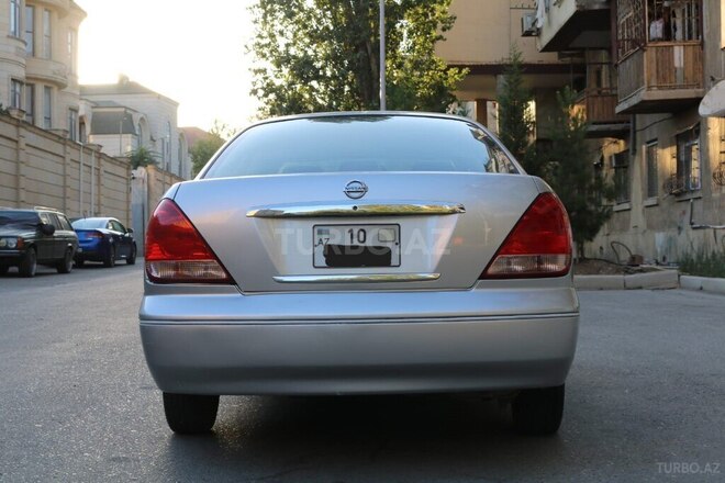 Nissan Sunny-2