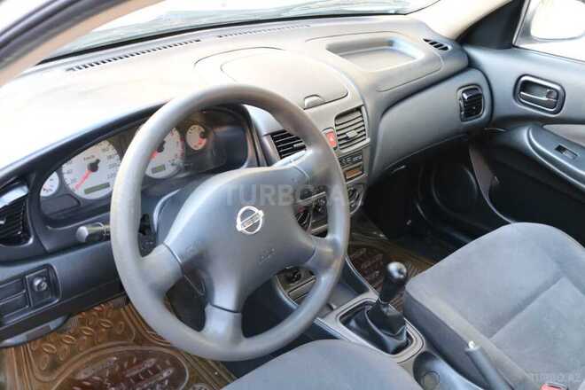 Nissan Sunny-4