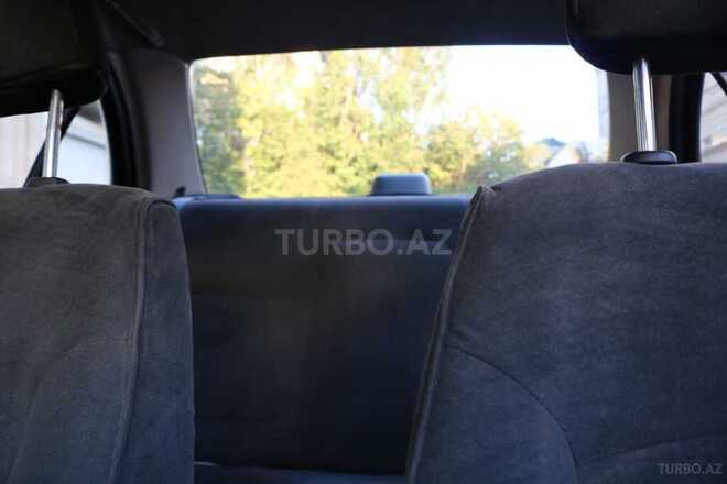 Nissan Sunny-7