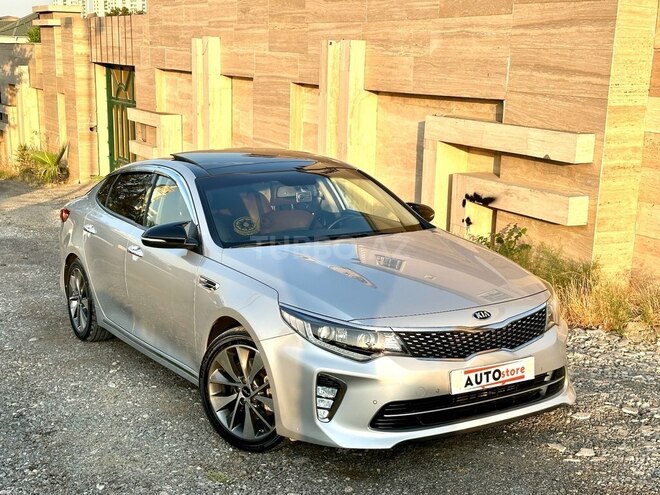 Kia K5-1