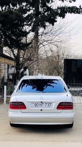 Mercedes E 240 1999, 347,000 km - 2.6 l - Masallı