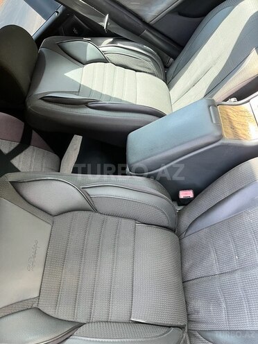 Mercedes E 240 1999, 347,000 km - 2.6 l - Masallı