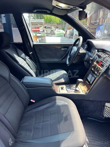 Mercedes E 240 1999, 347,000 km - 2.6 l - Masallı