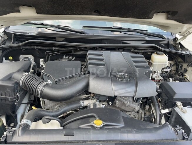 Toyota Land Cruiser 2012, 188,000 km - 4.0 л - Biləsuvar