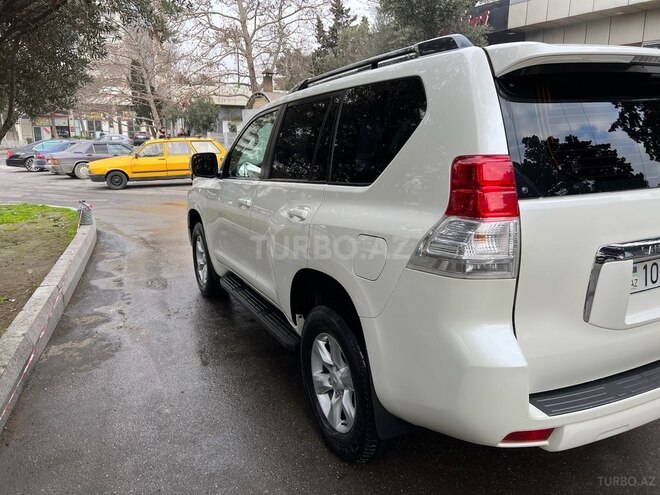 Toyota Land Cruiser Prado 2010, 220,000 km - 2.7 l - Bakı