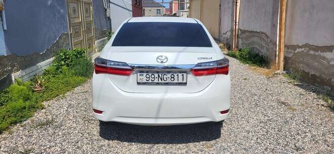 Toyota Corolla 2018, 109,000 km - 1.6 l - Bakı
