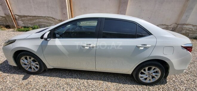Toyota Corolla 2018, 109,000 km - 1.6 l - Bakı