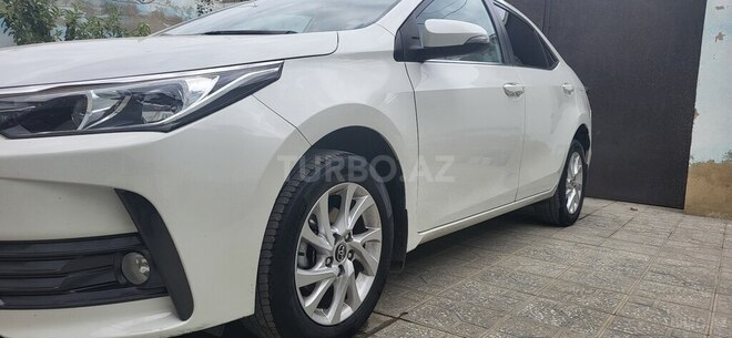 Toyota Corolla 2018, 109,000 km - 1.6 l - Bakı
