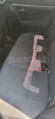 Toyota Corolla 2018, 109,000 km - 1.6 l - Bakı