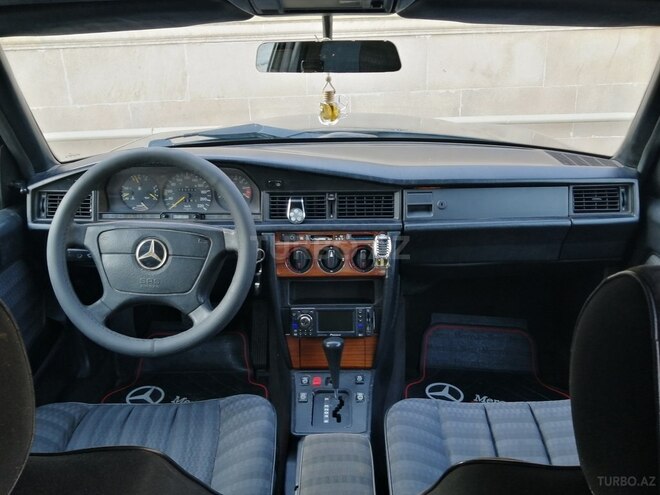 Mercedes 190 1992, 320,000 km - 2.0 l - Bakı