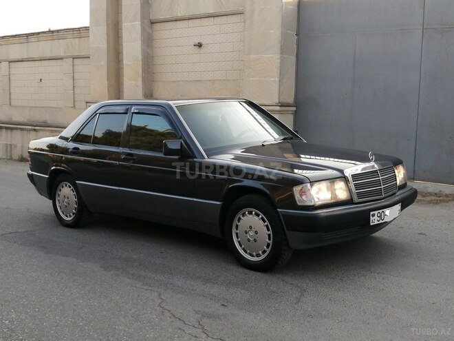 Mercedes 190 1992, 320,000 km - 2.0 l - Bakı