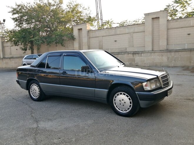 Mercedes 190 1992, 320,000 km - 2.0 l - Bakı