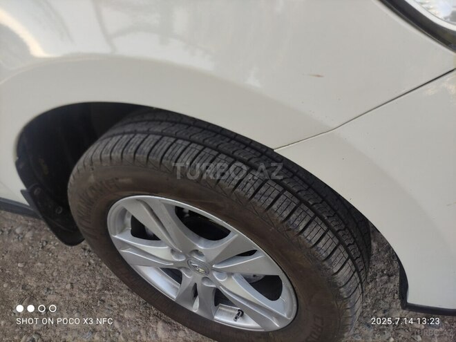 Hyundai Santa Fe 2010, 335,000 km - 2.4 l - Horadiz