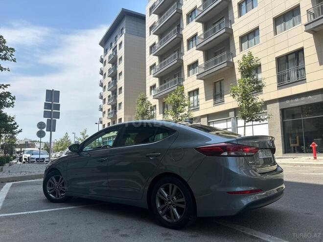 Hyundai Elantra 2018, 94,000 km - 2.0 л - Bakı