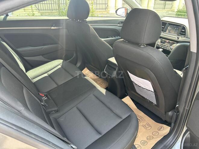 Hyundai Elantra 2018, 94,000 km - 2.0 л - Bakı