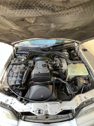 Mercedes C 200 1995, 460,000 km - 2.0 л - Bakı