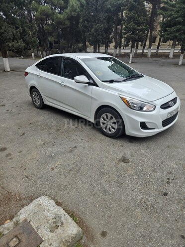 Hyundai Accent 2015, 225,308 km - 1.6 л - Sumqayıt