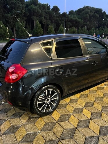 Kia Ceed 2008, 343,000 km - 1.6 л - Bakı