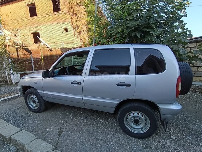 Chevrolet Niva 2004, 256,000 km - 1.7 l - Lənkəran