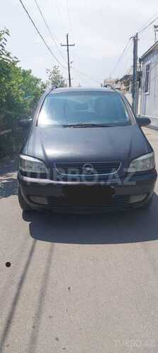 Opel Zafira-1