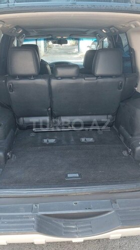 Mitsubishi Pajero-7