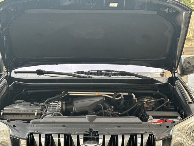 Toyota Land Cruiser Prado 2011, 210,000 km - 2.7 l - Gəncə