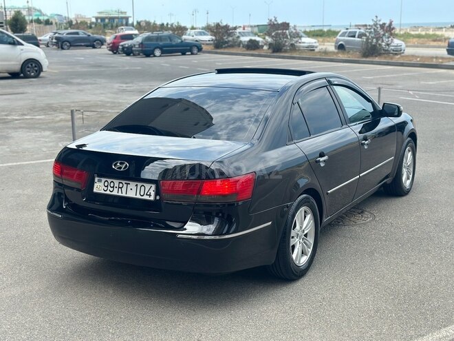 Hyundai Sonata-6