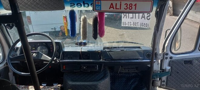 Mercedes 208 D 1993, 249,000 km - 2.5 л - Lənkəran