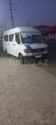 Mercedes 208 D 1993, 249,000 km - 2.5 л - Lənkəran