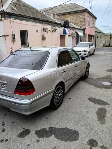 Mercedes C 220 d 1999, 395,400 km - 2.2 l - Bakı