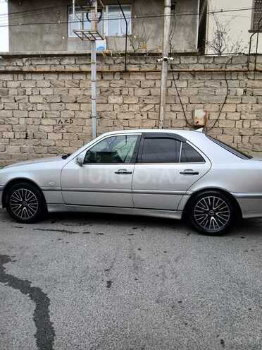 Mercedes C 220 d 1999, 395,400 km - 2.2 l - Bakı
